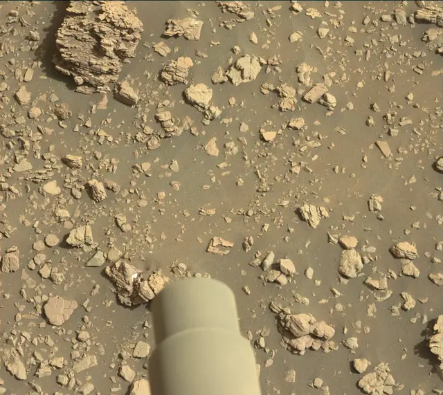 Sol 2475: Mast Camera (Mastcam)