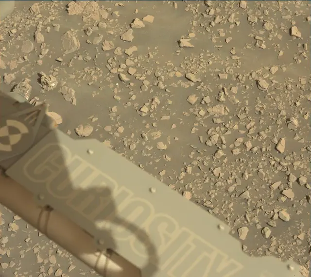 Sol 2475: Mast Camera (Mastcam)
