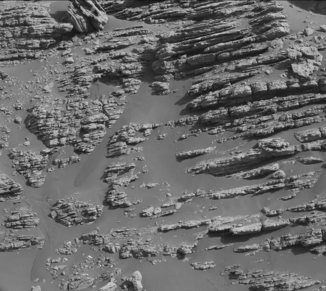 Sol 2475: Mast Camera (Mastcam)