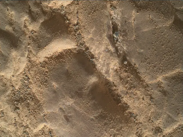 Sol 2475: Mars Hand Lens Imager (MAHLI)