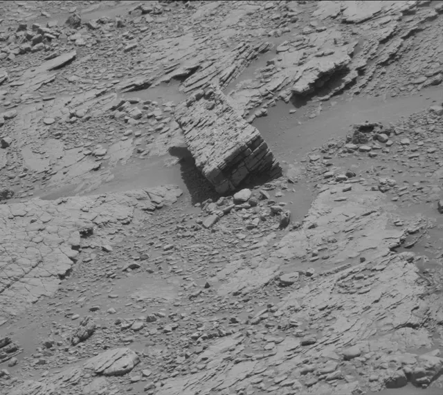 Sol 2480: Mast Camera (Mastcam)