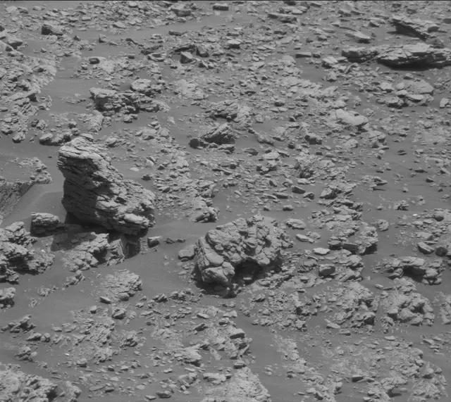 Sol 2480: Mast Camera (Mastcam)
