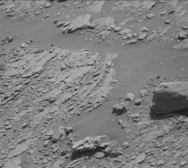 Sol 2480: Mast Camera (Mastcam)