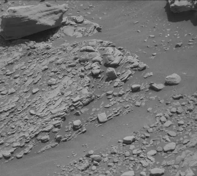 Sol 2480: Mast Camera (Mastcam)