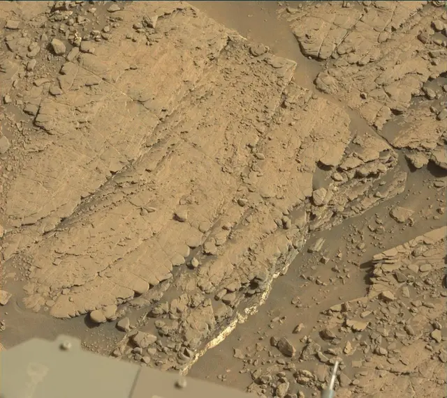 Sol 2481: Mast Camera (Mastcam)