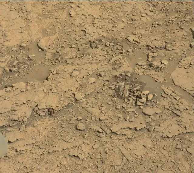 Sol 2481: Mast Camera (Mastcam)