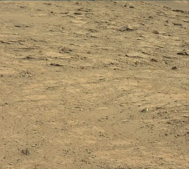 Sol 2481: Mast Camera (Mastcam)