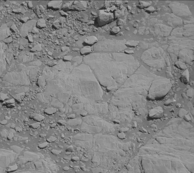 Sol 2481: Mast Camera (Mastcam)