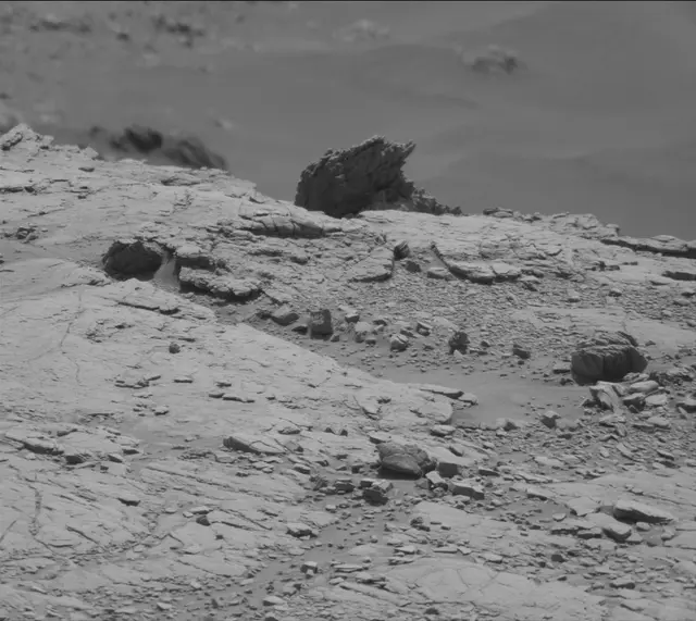 Sol 2481: Mast Camera (Mastcam)