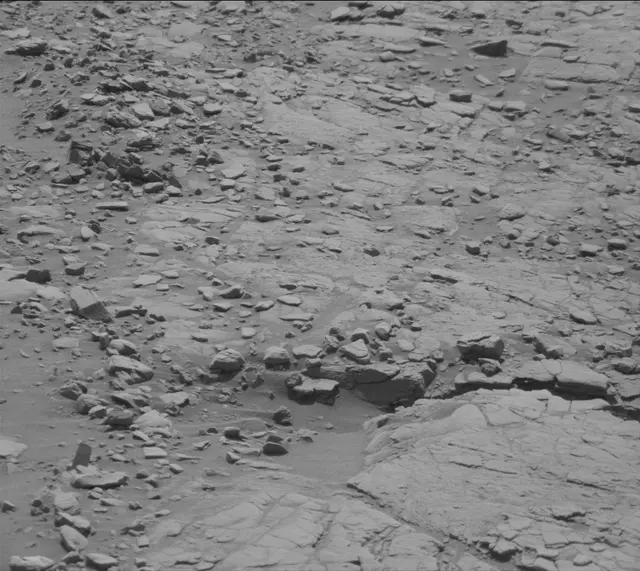 Sol 2481: Mast Camera (Mastcam)