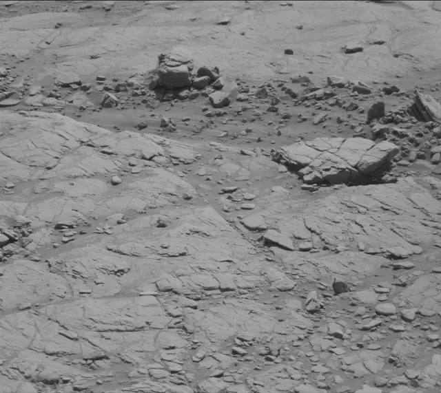 Sol 2481: Mast Camera (Mastcam)