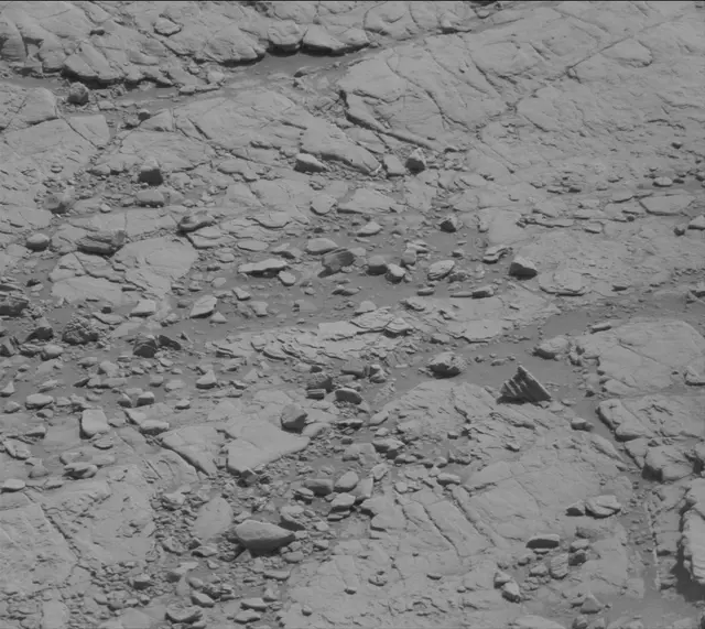 Sol 2481: Mast Camera (Mastcam)