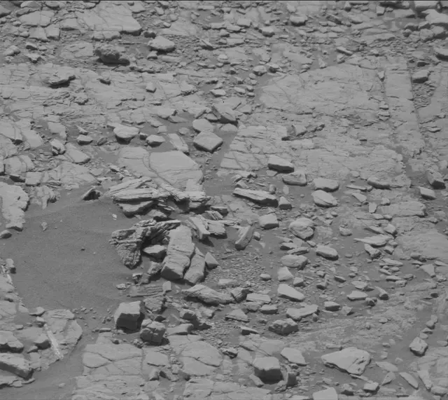 Sol 2481: Mast Camera (Mastcam)