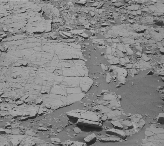 Sol 2481: Mast Camera (Mastcam)