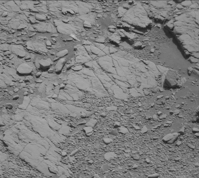 Sol 2481: Mast Camera (Mastcam)