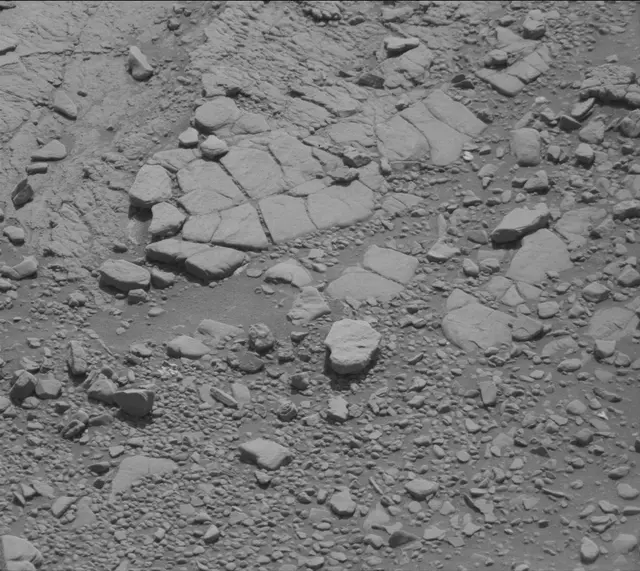 Sol 2481: Mast Camera (Mastcam)