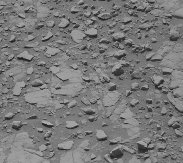 Sol 2481: Mast Camera (Mastcam)