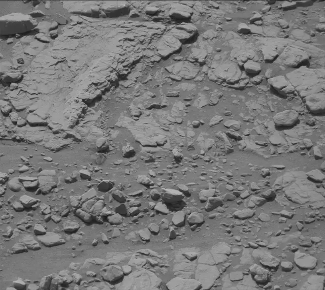 Sol 2481: Mast Camera (Mastcam)