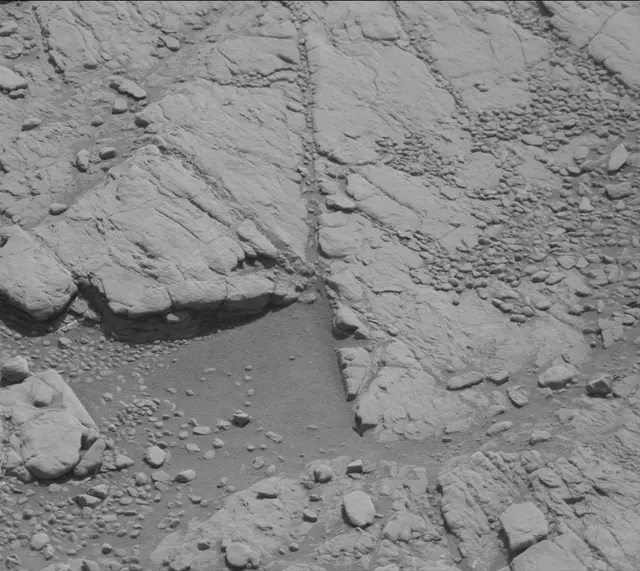 Sol 2481: Mast Camera (Mastcam)