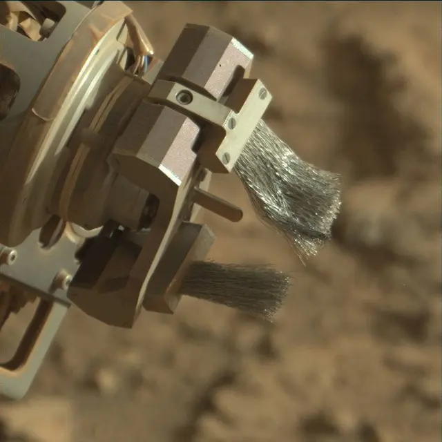Sol 2482: Mast Camera (Mastcam)