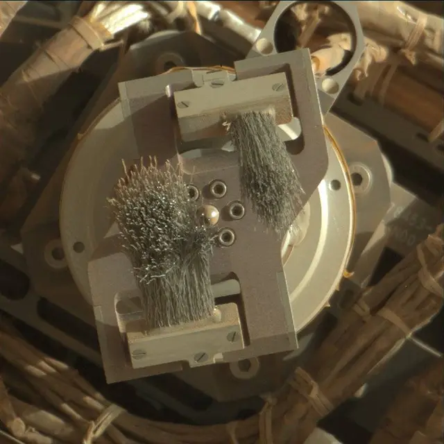 Sol 2482: Mast Camera (Mastcam)