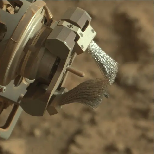 Sol 2482: Mast Camera (Mastcam)