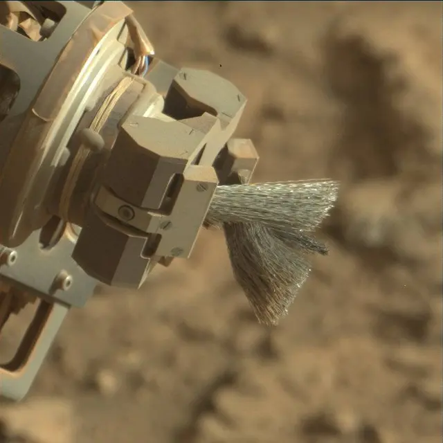Sol 2482: Mast Camera (Mastcam)