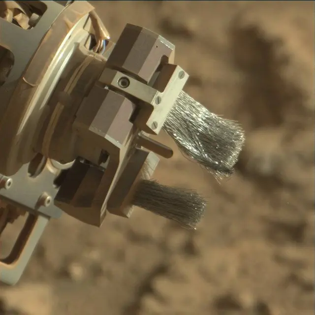 Sol 2482: Mast Camera (Mastcam)