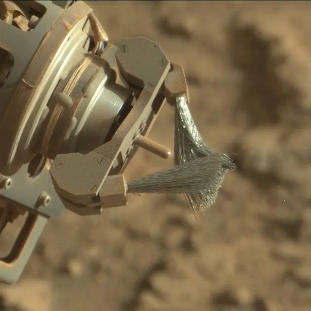 Sol 2483: Mast Camera (Mastcam)