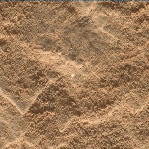 Sol 2483: Mars Hand Lens Imager (MAHLI)