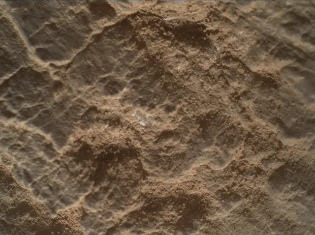 Sol 2483: Mars Hand Lens Imager (MAHLI)