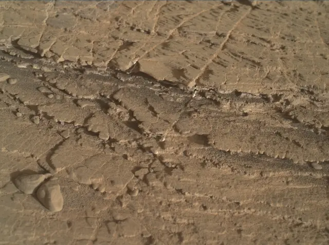 Sol 2483: Mars Hand Lens Imager (MAHLI)