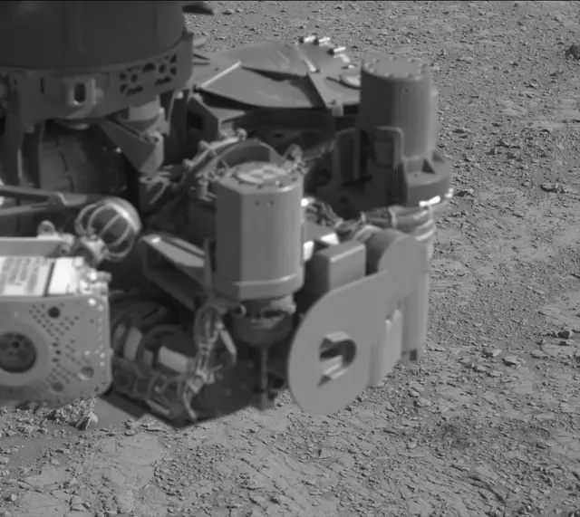 Sol 2485: Mast Camera (Mastcam)