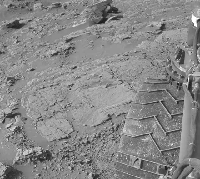Sol 2485: Mast Camera (Mastcam)