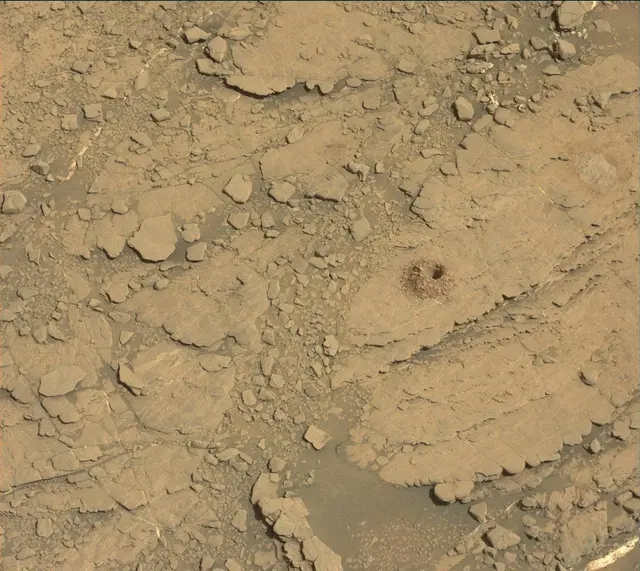 Sol 2486: Mast Camera (Mastcam)