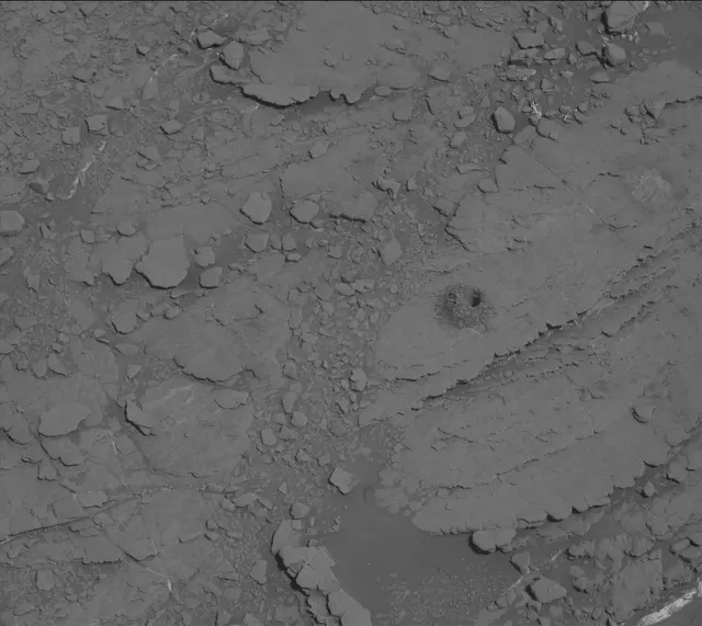Sol 2487: Mast Camera (Mastcam)