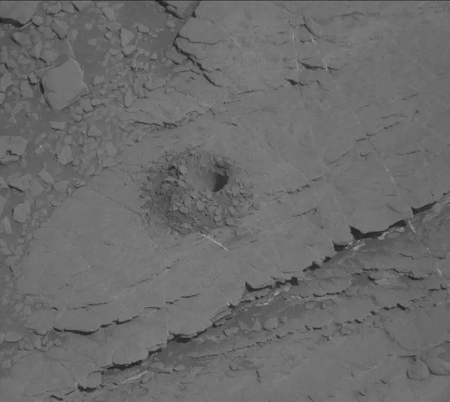 Sol 2487: Mast Camera (Mastcam)
