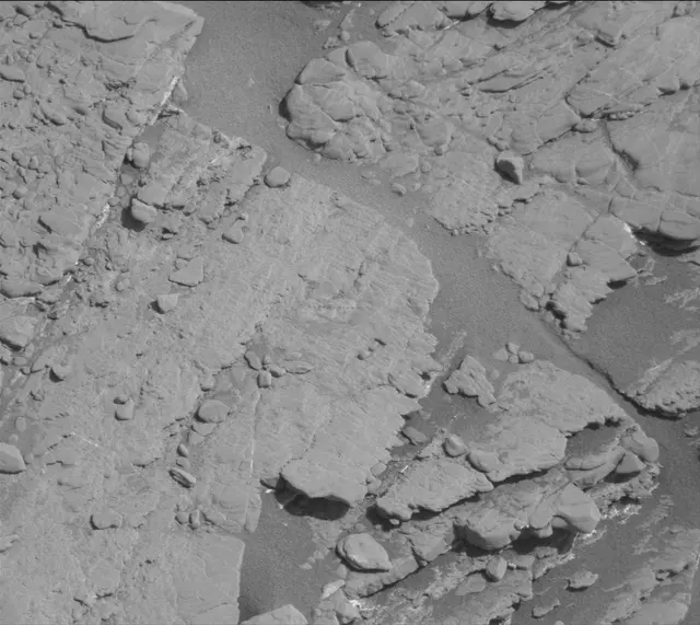 Sol 2487: Mast Camera (Mastcam)