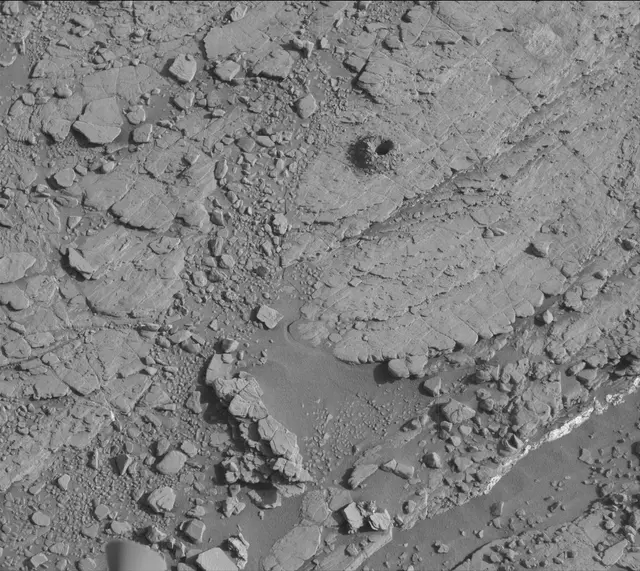 Sol 2490: Mast Camera (Mastcam)