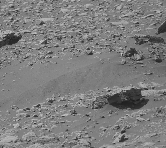 Sol 2490: Mast Camera (Mastcam)