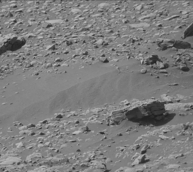 Sol 2491: Mast Camera (Mastcam)