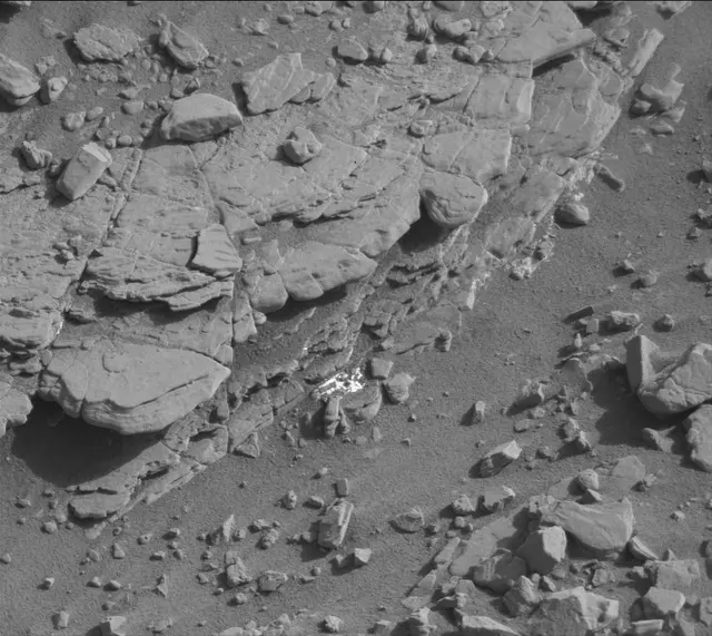 Sol 2491: Mast Camera (Mastcam)