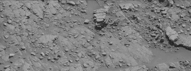 Sol 2492: Mast Camera (Mastcam)