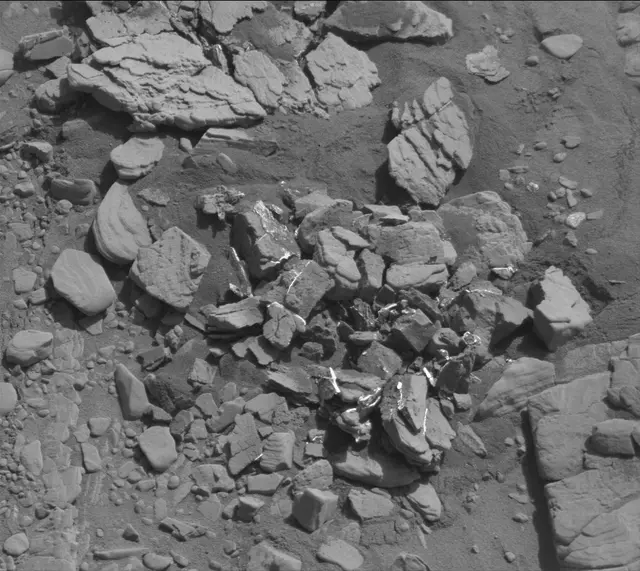 Sol 2492: Mast Camera (Mastcam)
