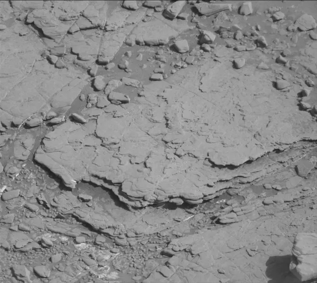 Sol 2492: Mast Camera (Mastcam)
