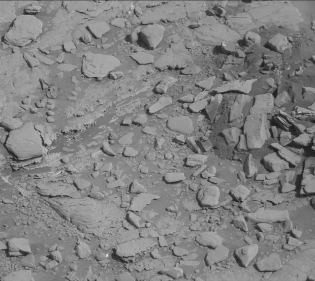 Sol 2492: Mast Camera (Mastcam)