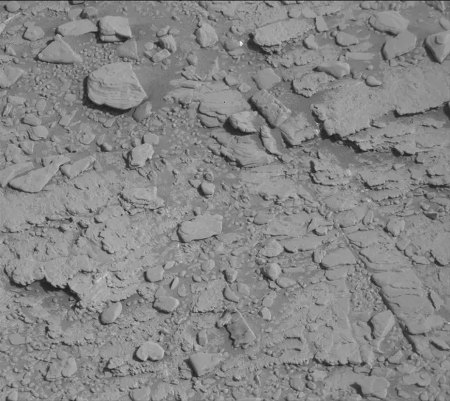 Sol 2492: Mast Camera (Mastcam)