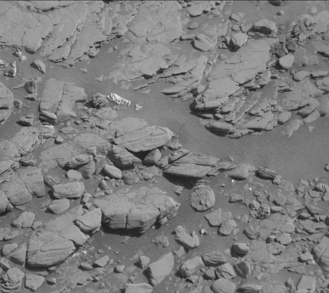 Sol 2492: Mast Camera (Mastcam)