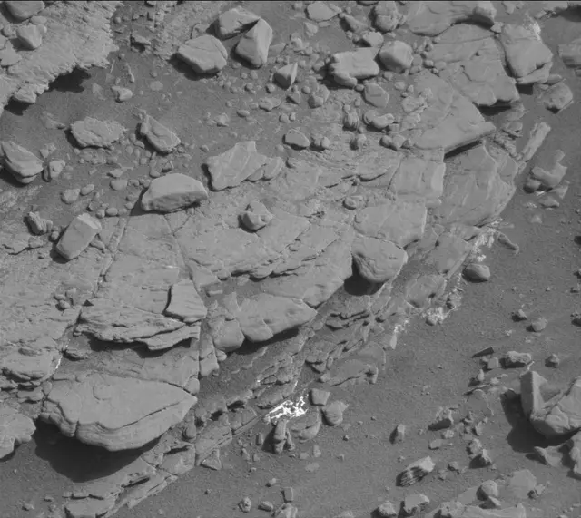 Sol 2492: Mast Camera (Mastcam)