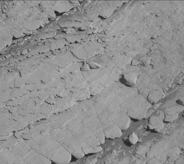 Sol 2492: Mast Camera (Mastcam)